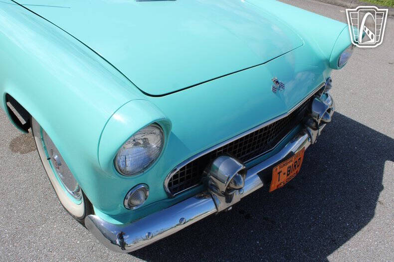 1955 Ford Thunderbird