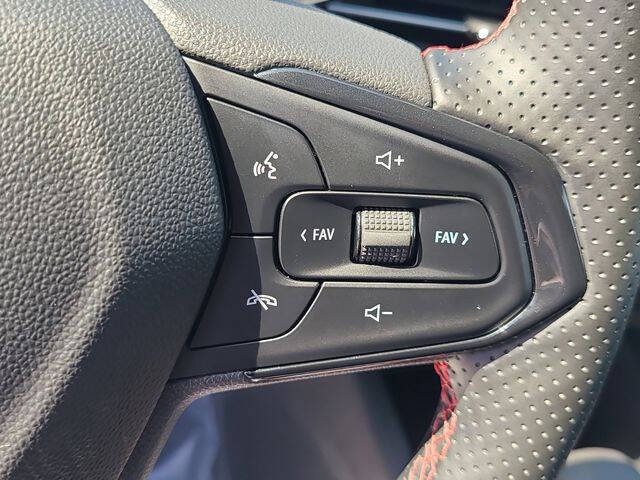 2025 Chevrolet Trax RS