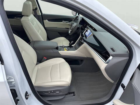 2023 Cadillac XT6 Premium Luxury