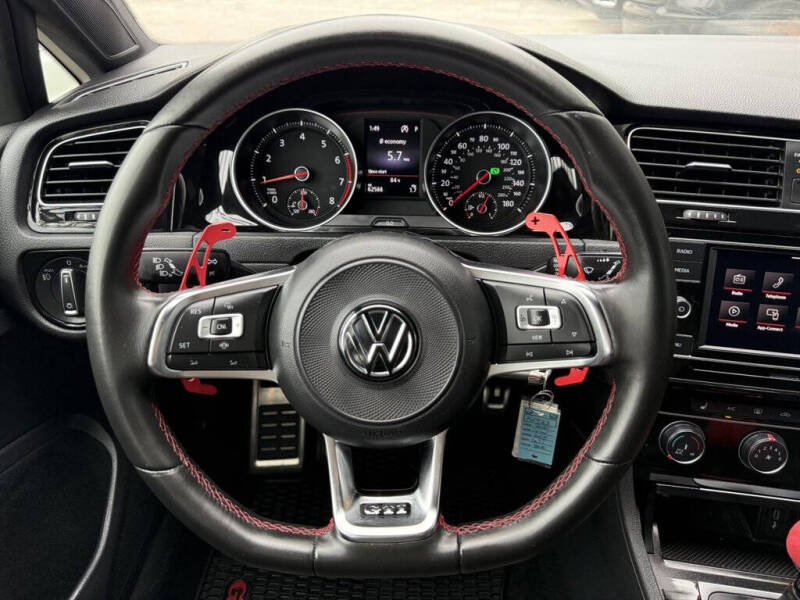 2020 Volkswagen Golf GTI S