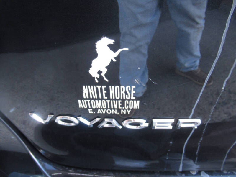 2020 Chrysler Voyager LXi
