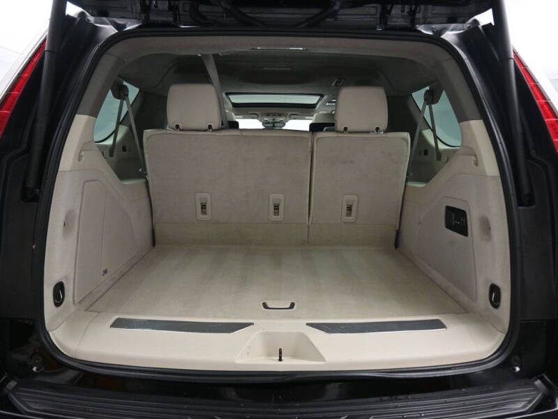 2023 Cadillac Escalade ESV Sport Platinum