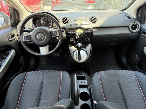2013 Mazda MAZDA2 Touring