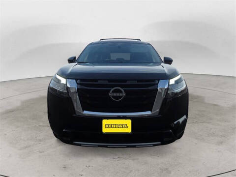 2024 Nissan Pathfinder SL