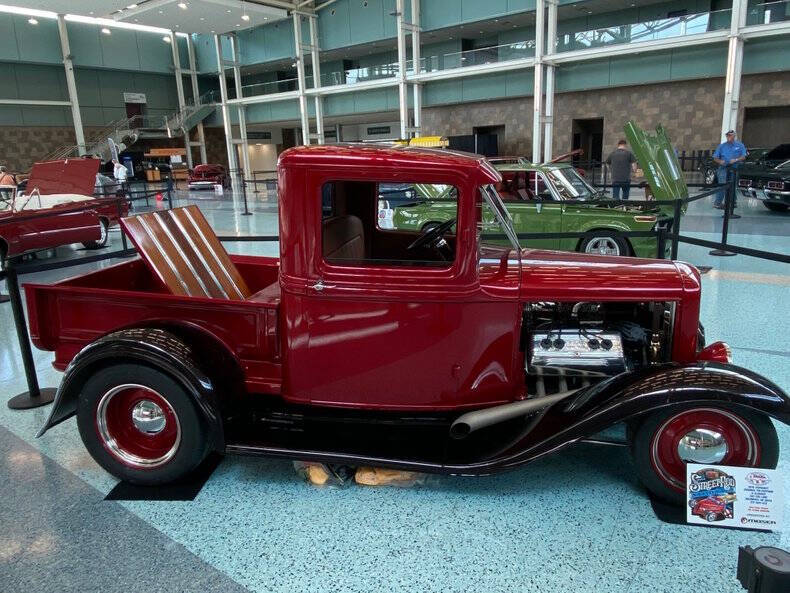 1932 Ford F-100