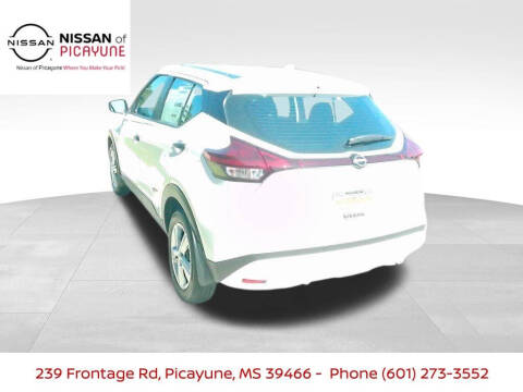 2025 Nissan Kicks Play S