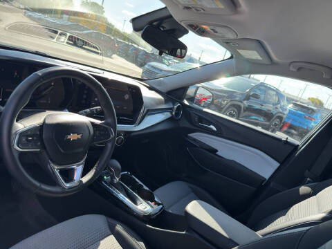 2024 Chevrolet Trax LT