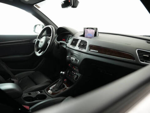 2016 Audi Q3 2.0T quattro Premium Plus