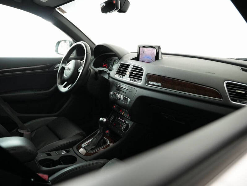 2016 Audi Q3 2.0T quattro Premium Plus