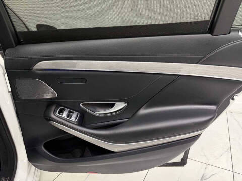 2015 Mercedes-Benz S-Class S 550