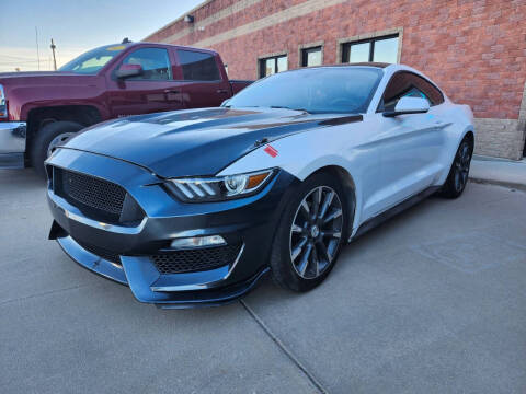 2016 Ford Mustang V6