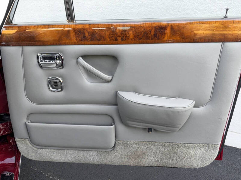 1969 Rolls-Royce Silver Shadow