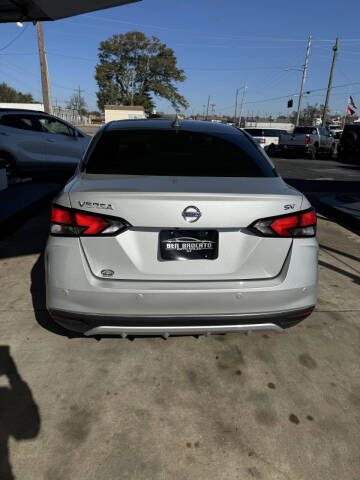 2021 Nissan Versa SV