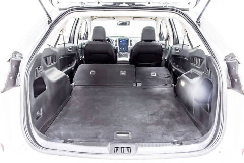 2021 Ford Edge SE