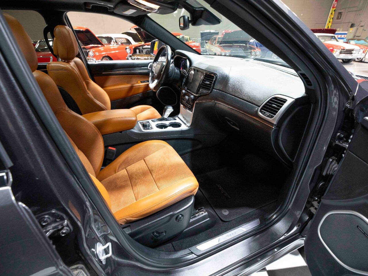 2019 Jeep Grand Cherokee 30