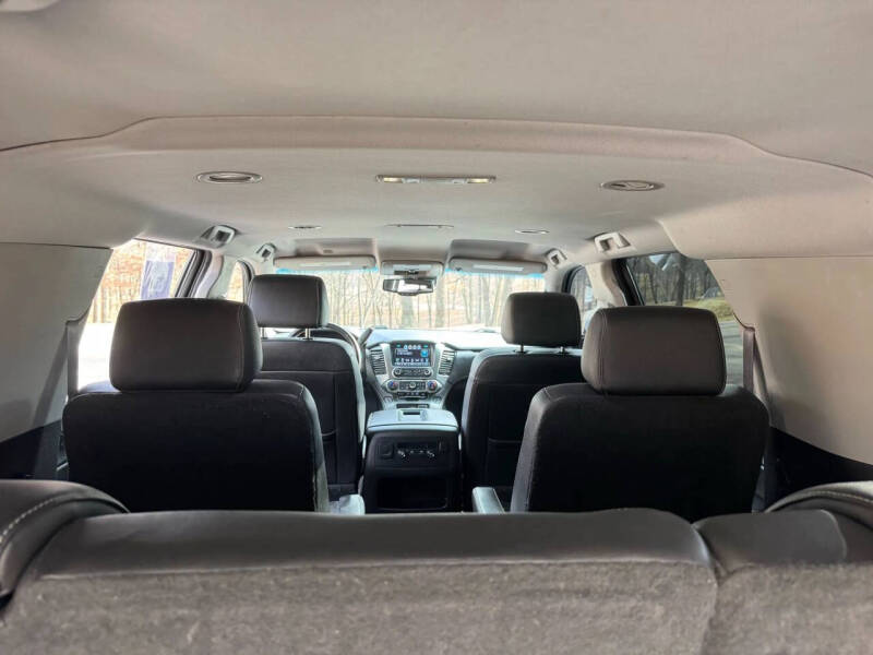 2017 Chevrolet Suburban LT