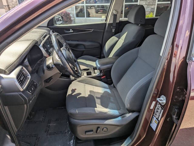 2019 Kia Sorento LX