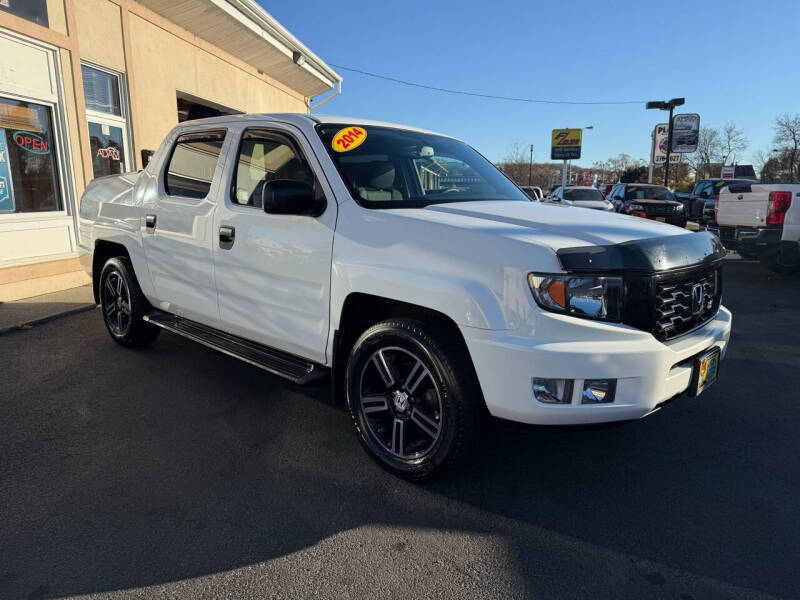 2014 Honda Ridgeline Sport photo 4