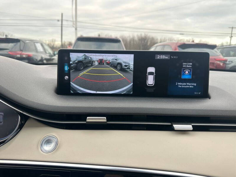 2023 Genesis GV70 2.5T Standard