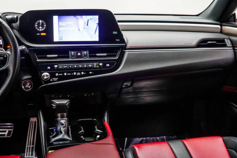 2024 Lexus ES 350 F SPORT Handling