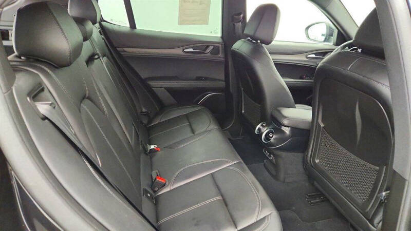 2022 Alfa Romeo Stelvio