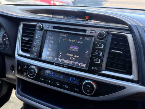 2016 Toyota Highlander