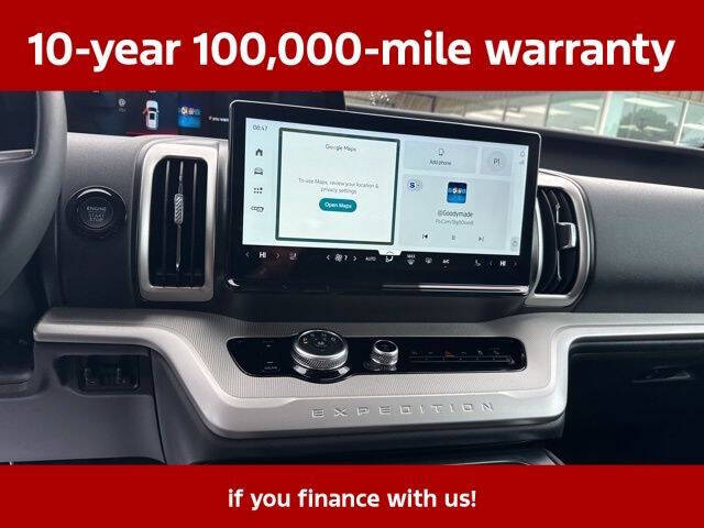 2025 Ford Expedition Active