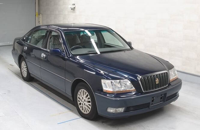 2000 Toyota Crown Majesta for sale at JDM Car & Motorcycle, LLC. SHORELINE in Shoreline WA