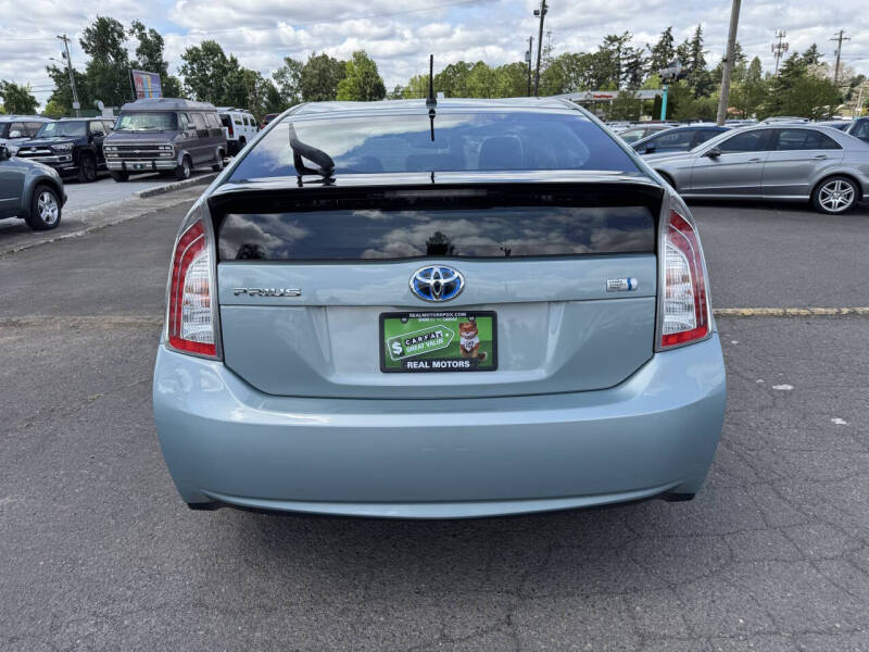 2014 Toyota Prius Two