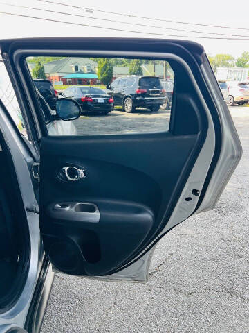 2012 Nissan JUKE SV