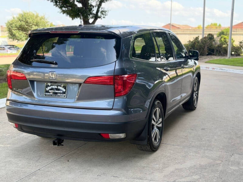 2017 Honda Pilot EX