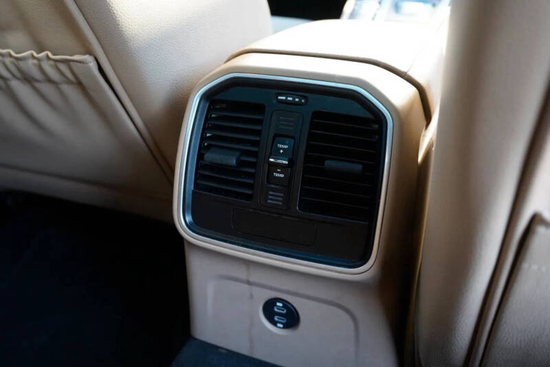 2020 Porsche Macan