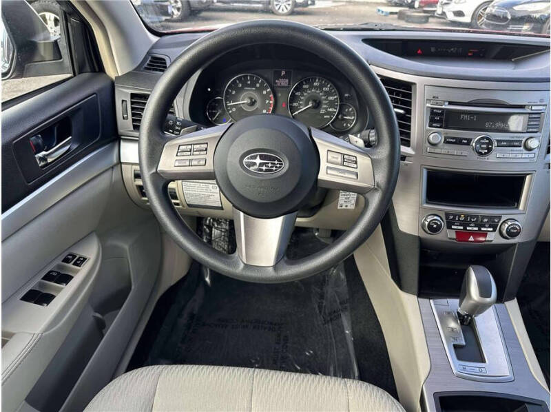 2011 Subaru Outback 2.5i