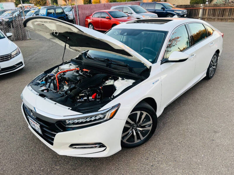 2018 Honda Accord Hybrid Touring photo 10