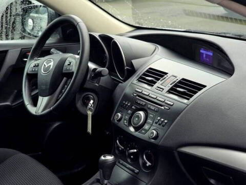 2012 Mazda MAZDA3 i Touring