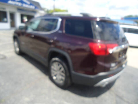 2017 GMC Acadia SLE-2
