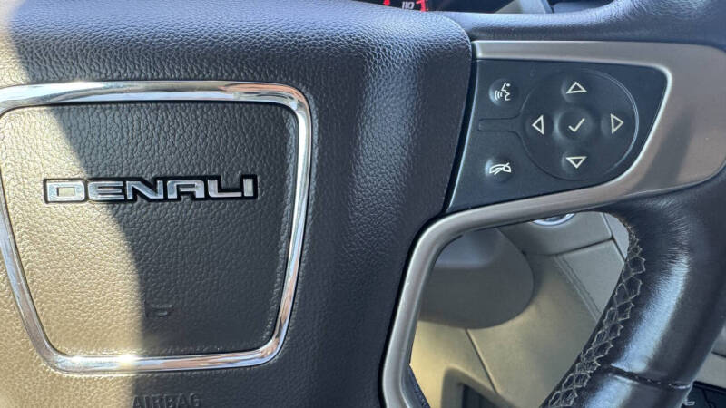 2015 GMC Yukon XL Denali