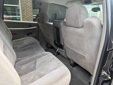 2005 Chevrolet Avalanche 1500 LS
