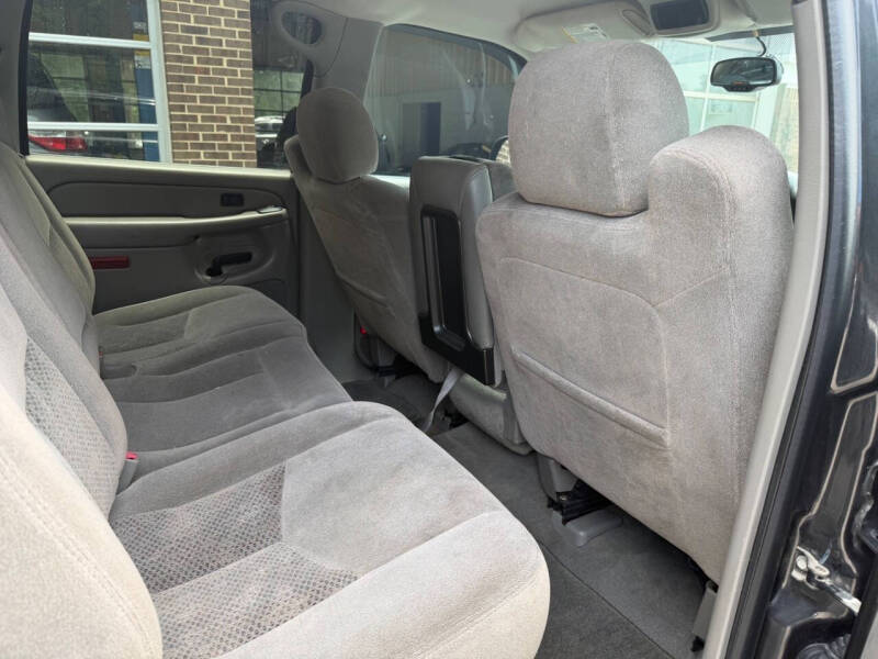 2005 Chevrolet Avalanche 1500 LS