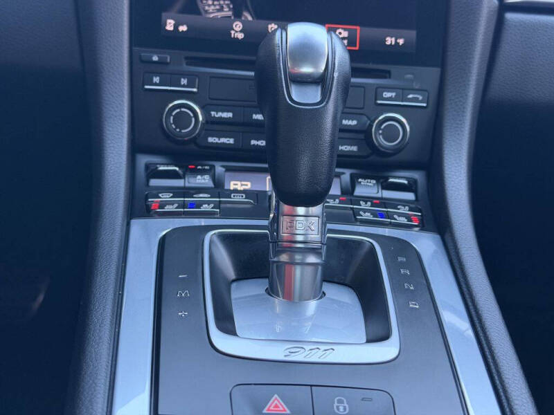 2017 Porsche 911 Carrera