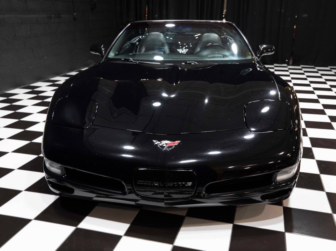 2003 Chevrolet Corvette 11