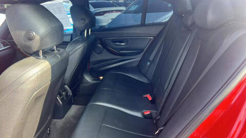 2016 BMW 3 Series 320i