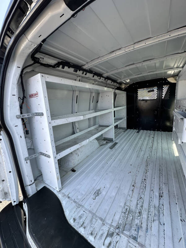 2021 Chevrolet Express 2500