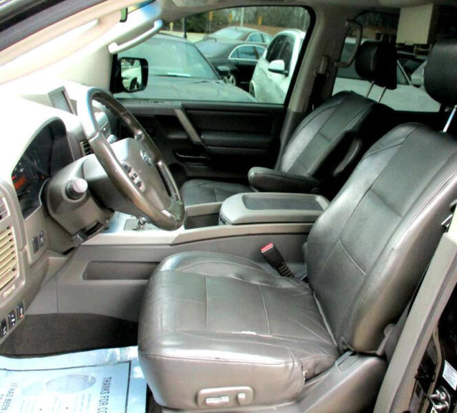 2006 Nissan Armada SE