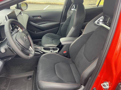 2026 Toyota Corolla Hatchback SE