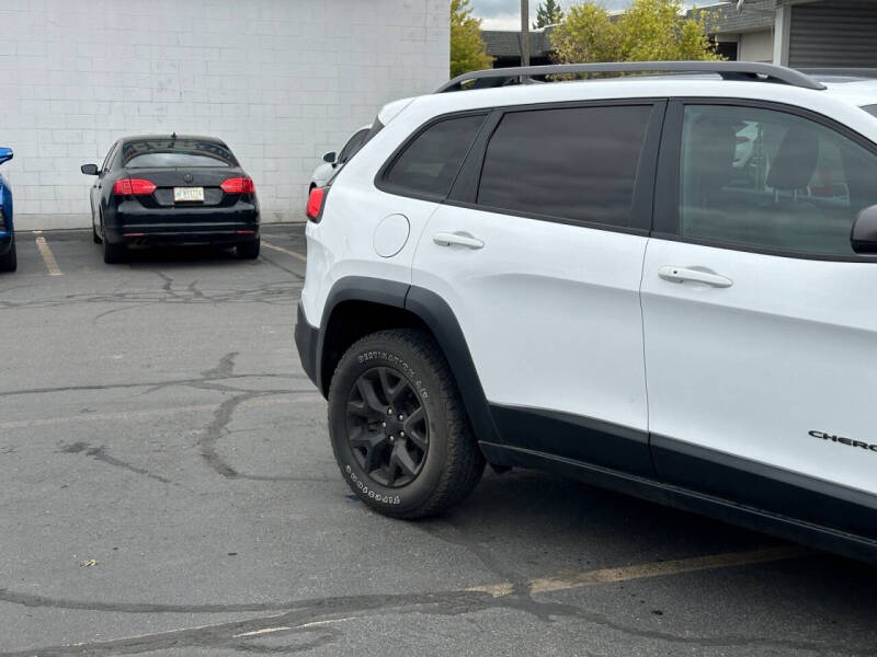 2018 Jeep Cherokee Trailhawk