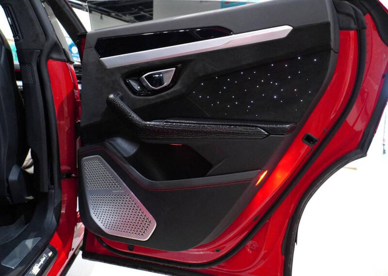 2019 Lamborghini Urus