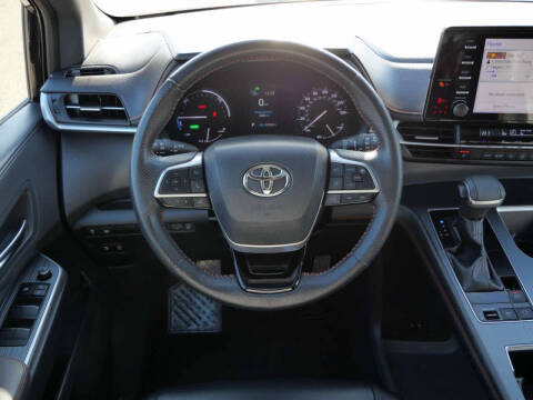 2021 Toyota Sienna XSE 7-Passenger
