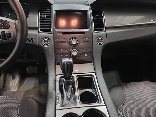 2018 Ford Taurus SEL