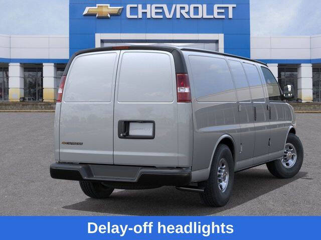 2025 Chevrolet Express 2500